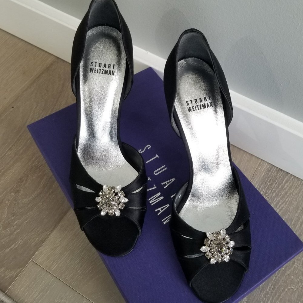 Stuart Weitzman Goodlife Black Satin Pumps-Size 8 - Picture 2 of 7